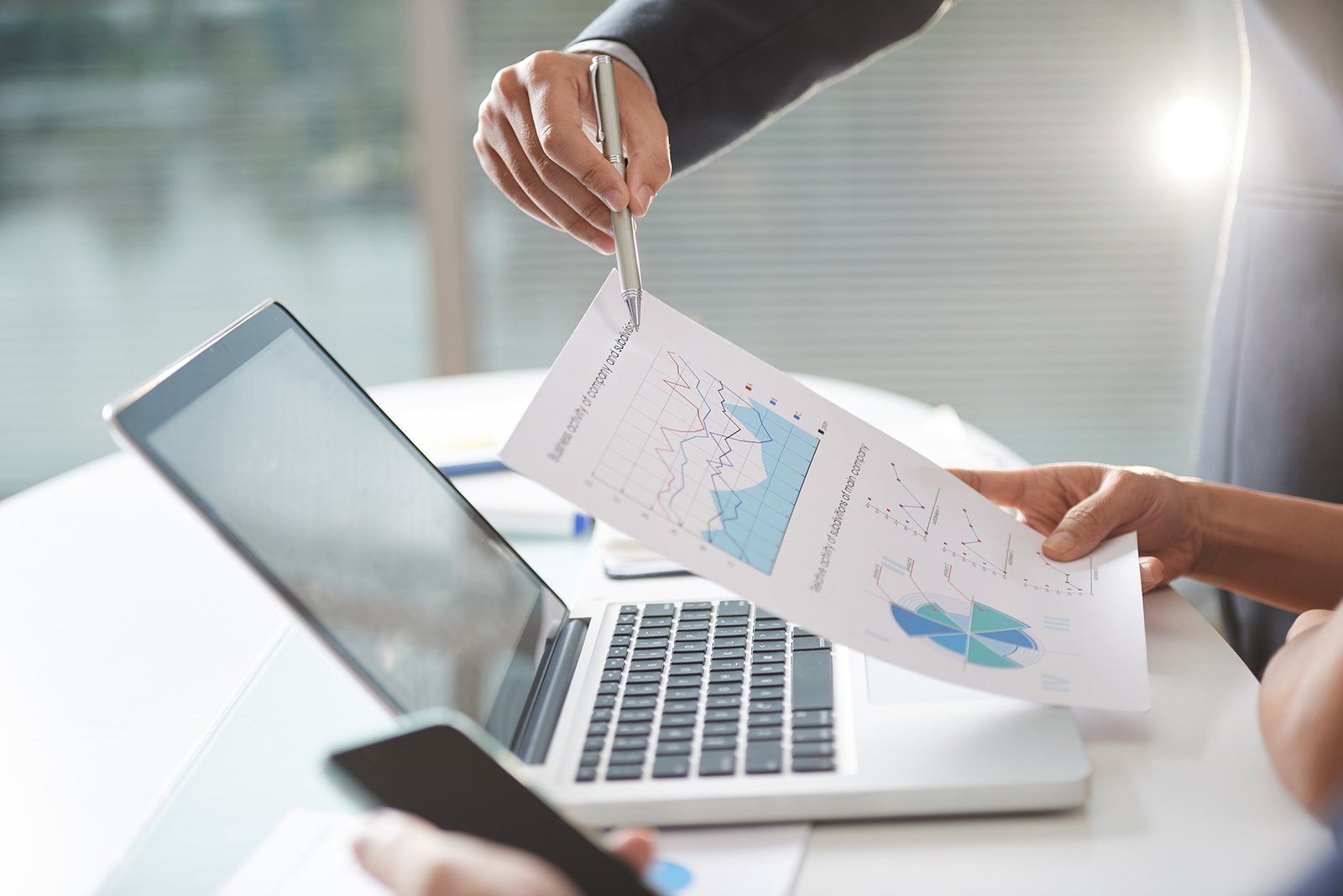 modern company teem coworking using graphs laptop office